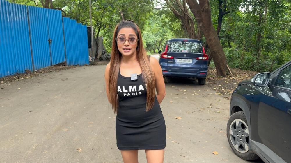 tina-datta-was-spotted-in-the-city-looking-stylish-and-elegant
